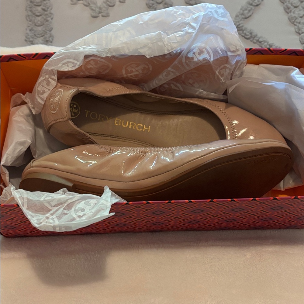 Tory Burch Eddie Ballet Flats - Picture 6 of 6